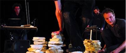 Masse critique de la compagnie Lonely Circus